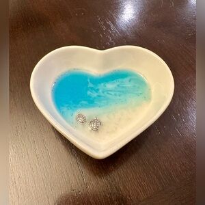 Ceramic coastal heart jewelry dish.